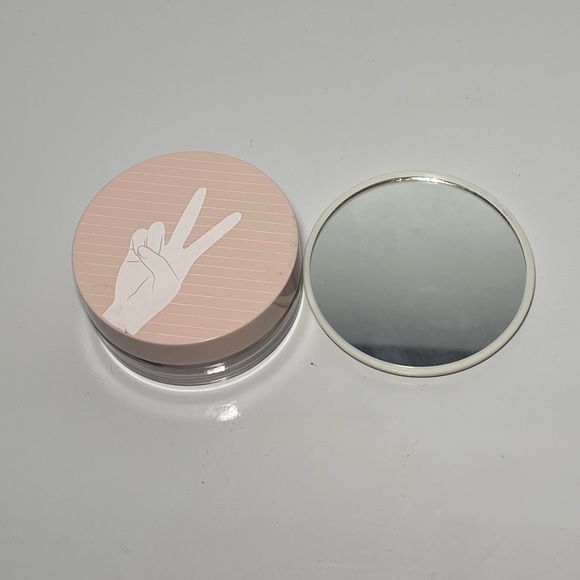 Plastic Powder Container Handheld Empty Loose Powder With Sieve Puff With mirror - Picture 1 of 4
